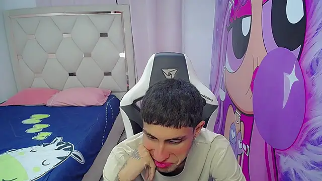 Snapshot of Akyra_latinn chatting on 02/12/26, 12:38 Akyra latinn online show from 02/12/26, 12:38