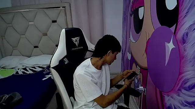 Snapshot of Akyra_latinn chatting on 02/03/26, 01:27 Akyra latinn online show from 02/03/26, 01:27