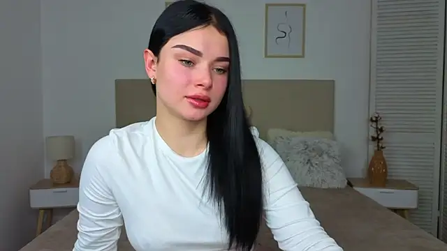 Snapshot of Silena_sky chatting on 02/02/26, 02:27 Silena sky online show from 02/02/26, 02:27