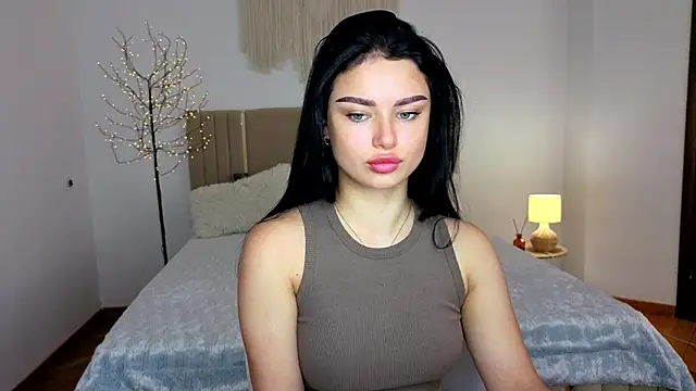 Snapshot of Silena_sky chatting on 06/20/26, 06:51 Silena sky online show from 06/20/26, 06:51