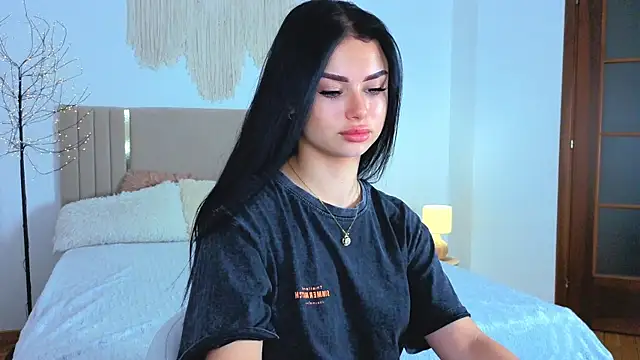 Snapshot of Silena_sky chatting on 07/01/26, 06:58 Silena sky online show from 07/01/26, 06:58