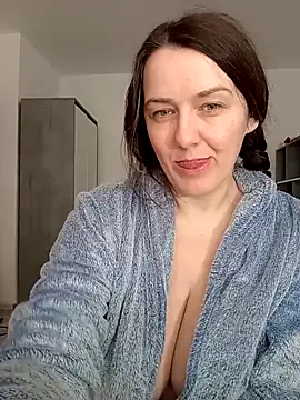 Angela swet online show from 03/28/26, 12:17