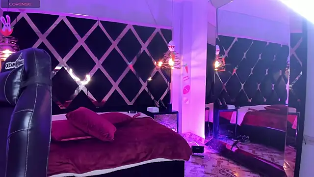 Lucia 24x online show from 04/18/26, 07:58