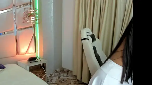 francis 20 online show from 02/20/26, 01:02