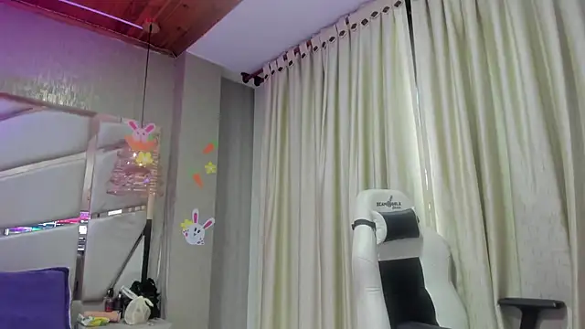 francis 20 online show from 04/17/26, 01:14