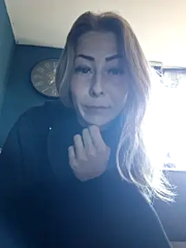 dewimp1 online show from 04/30/26, 04:58
