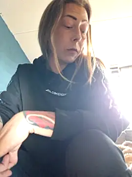 dewimp1 online show from 04/14/26, 04:23