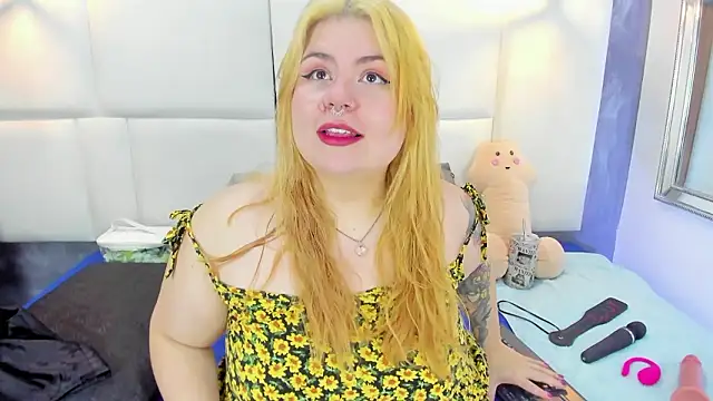 Snapshot of Martina_armos chatting on 02/24/26, 01:12 Martina armos online show from 02/24/26, 01:12