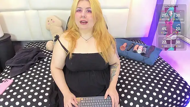 Martina armos online show from 03/25/26, 01:54