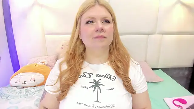 Snapshot of Martina_armos chatting on 05/01/26, 01:38 Martina armos online show from 05/01/26, 01:38