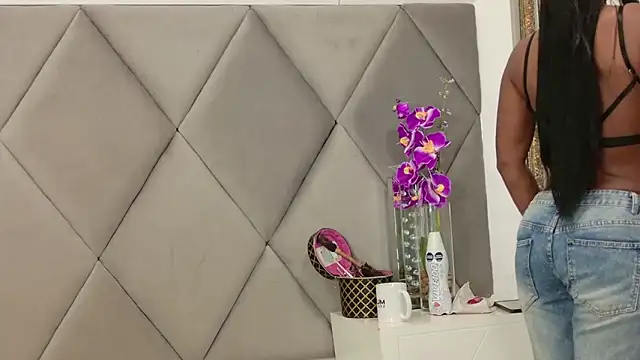 JadaMillss online show from 02/28/26, 03:33