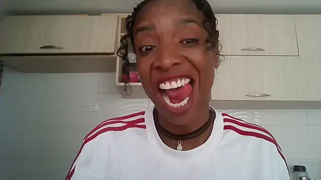 JadaMillss online show from 04/18/26, 12:51