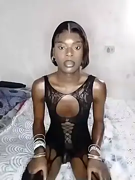 Chocolate Queenxx03 online show from 05/28/26, 12:18