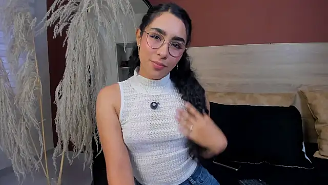 scarlett25   online show from 03/12/26, 08:24