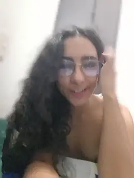 scarlett25   online show from 04/05/26, 03:35