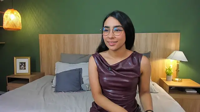 scarlett25   online show from 03/02/26, 08:05