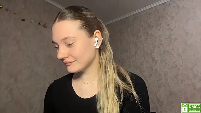 Jolievic online show from 02/01/26, 05:11