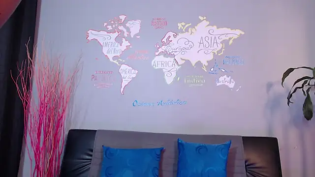 Snapshot of DanielHaloran chatting on 02/24/26, 08:21 DanielHaloran online show from 02/24/26, 08:21