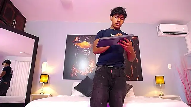 Snapshot of DanielHaloran chatting on 02/05/26, 01:18 DanielHaloran online show from 02/05/26, 01:18