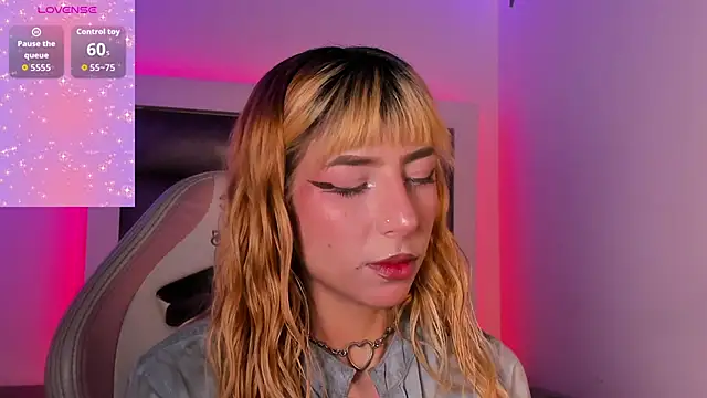 adhalee js online show from 03/28/26, 08:21