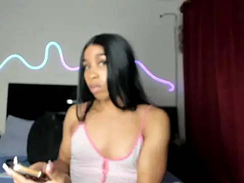 Snapshot of YourDreamReal chatting on 02/14/26, 03:18 YourDreamReal online show from 02/14/26, 03:18