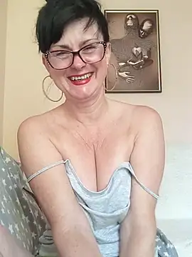 AliceSwan57 online show from 06/10/26, 06:58