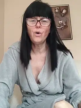 AliceSwan57 online show from 05/22/26, 04:43