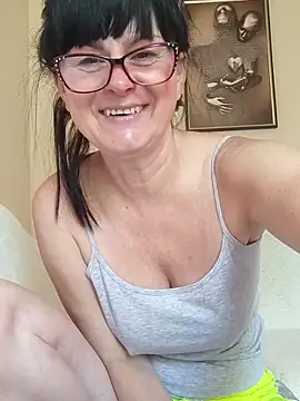 AliceSwan57 online show from 06/01/26, 08:03