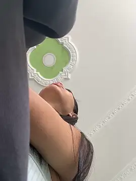 JuliaaVega online show from 03/09/26, 12:52