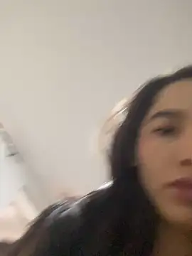 JuliaaVega online show from 04/27/26, 12:36