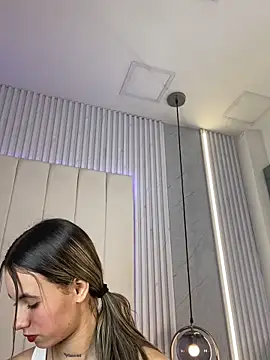 JuliaColemann online show from 03/10/26, 12:09