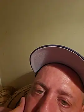 Snapshot of Martin_dick78 chatting on 06/01/26, 08:08 Martin dick78 online show from 06/01/26, 08:08