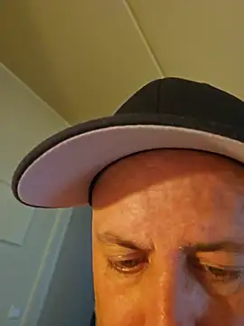 Snapshot of Martin_dick78 chatting on 05/28/26, 03:47 Martin dick78 online show from 05/28/26, 03:47