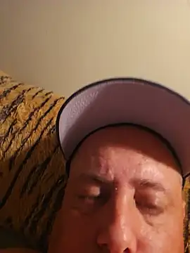 Snapshot of Martin_dick78 chatting on 06/20/26, 02:38 Martin dick78 online show from 06/20/26, 02:38