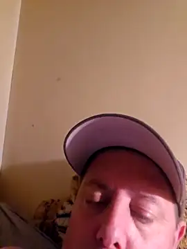 Snapshot of Martin_dick78 chatting on 04/22/26, 01:23 Martin dick78 online show from 04/22/26, 01:23