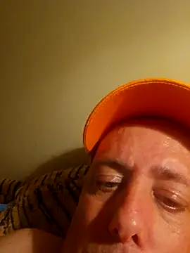 Snapshot of Martin_dick78 chatting on 05/13/26, 12:28 Martin dick78 online show from 05/13/26, 12:28