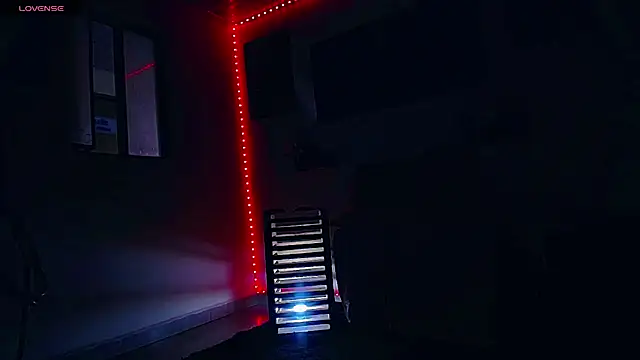 Tatoo Noah online show from 04/05/26, 01:07