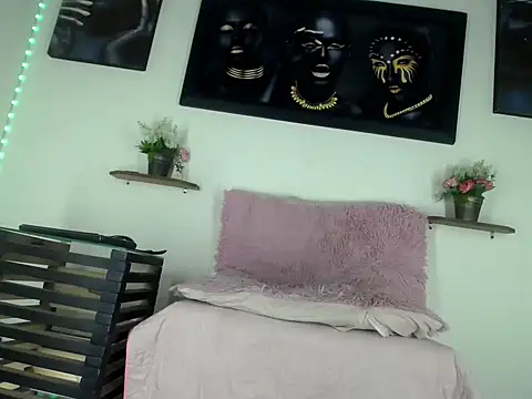 Tatoo Noah online show from 03/11/26, 01:16