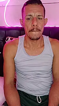 juanmaur22 online show from 03/11/26, 02:11