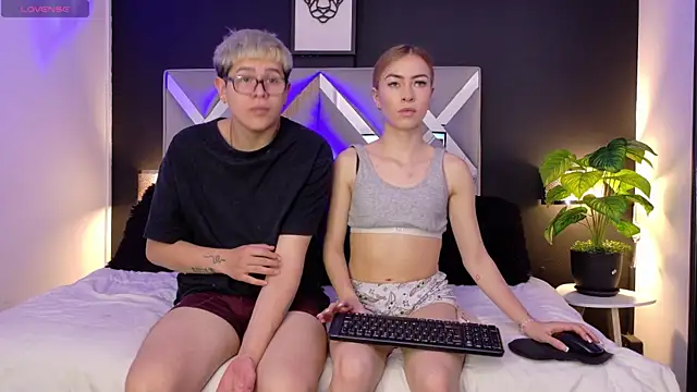Evie demn online show from 08/06/26, 04:07