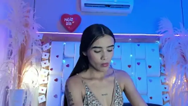 StefanyCondia online show from 02/20/26, 06:43