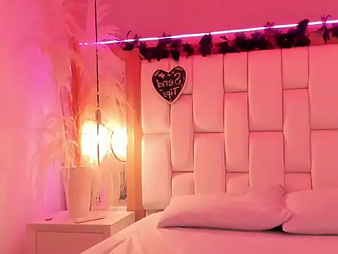 StefanyCondia online show from 02/25/26, 06:19