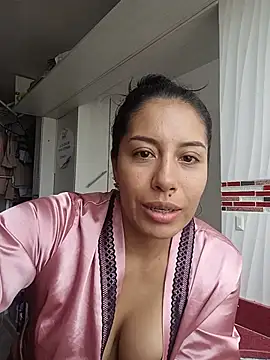 Snapshot of LizaLorini chatting on 07/09/26, 02:16 LizaLorini online show from 07/09/26, 02:16