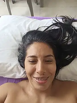Snapshot of LizaLorini chatting on 06/15/26, 02:06 LizaLorini online show from 06/15/26, 02:06