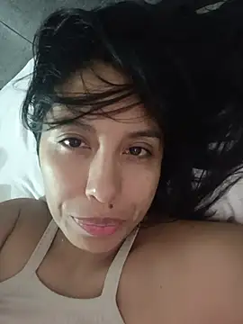 Snapshot of LizaLorini chatting on 07/01/26, 12:00 LizaLorini online show from 07/01/26, 12:00