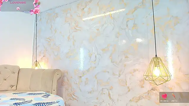 Snapshot of tifanibrown chatting on 02/10/26, 12:48 tifanibrown online show from 02/10/26, 12:48