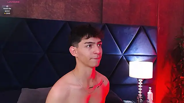 Logan Woods online show from 03/03/26, 05:09