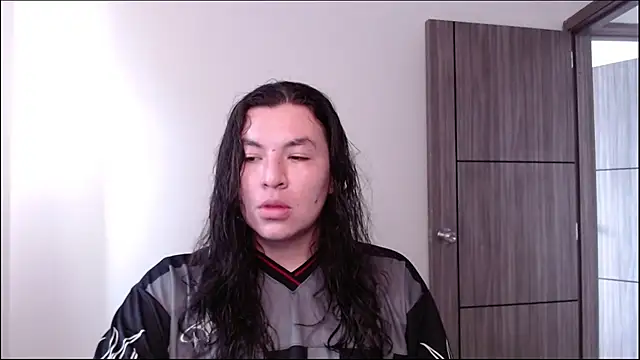 Snapshot of Yigolo__ chatting on 07/09/26, 02:38 Yigolo online show from 07/09/26, 02:38