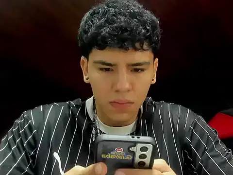 Tobias Vega online show from 03/12/26, 07:29