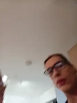 zoe hugeboobs online show from 02/21/26, 12:07